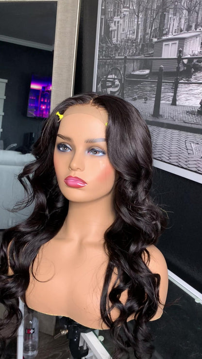 Veronica Wig – 22"